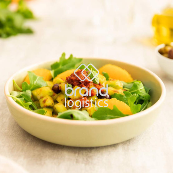 Gemischter Salat mit Pesto Rustico Pomodoro Secchi