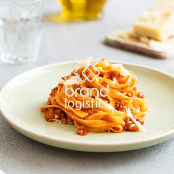 Tagliatelle nach Bolognese-Art mit Zucchini