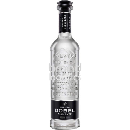 Maestro Dobel Diamante 38% vol. 0,7 l