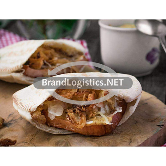 Bayerische Pita mit Leberkäse, Sauerkraut und gerösteten Zwiebeln