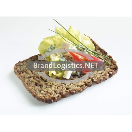 Veganes Brot mit Tofu-Schnittlauch-Creme und Paprika